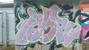 Graffiti Wall - Photo by Hallunken - IGOR