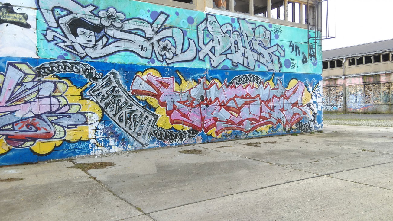 Graffiti Wall - Photo by Hallunken - Crone (2009)