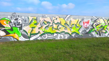 Graffiti Wall - Photo by Hallunken - HEIST (2016)