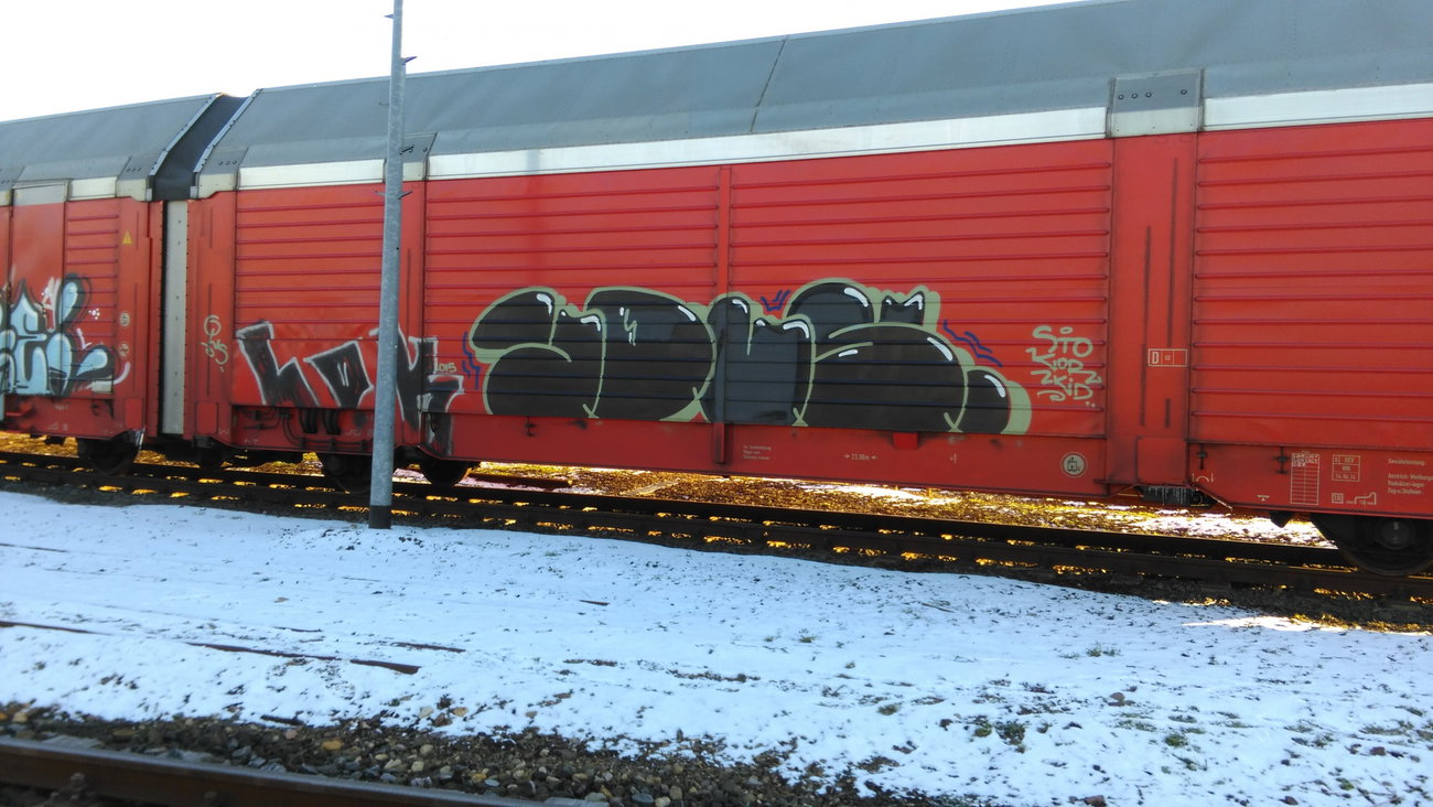 Graffiti Wall - Photo by Hallunken - Lok, YDUS (2015)