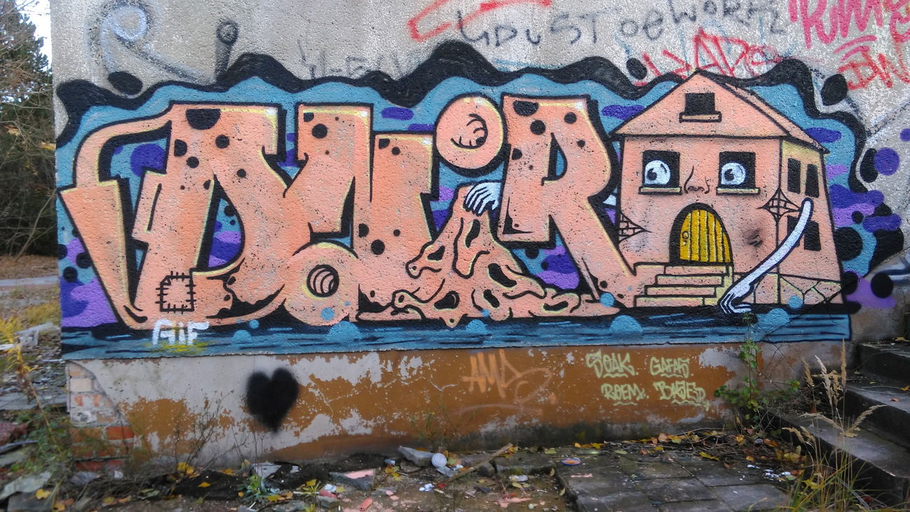 Graffiti Wall - Photo by Hallunken - Dniro (2016)