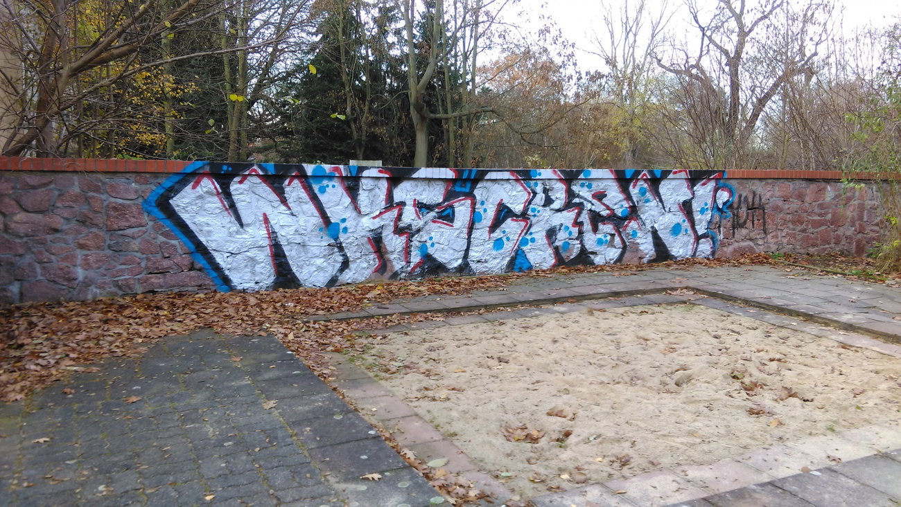 Graffiti Wall - Photo by Hallunken - WKS, CREW (2016)