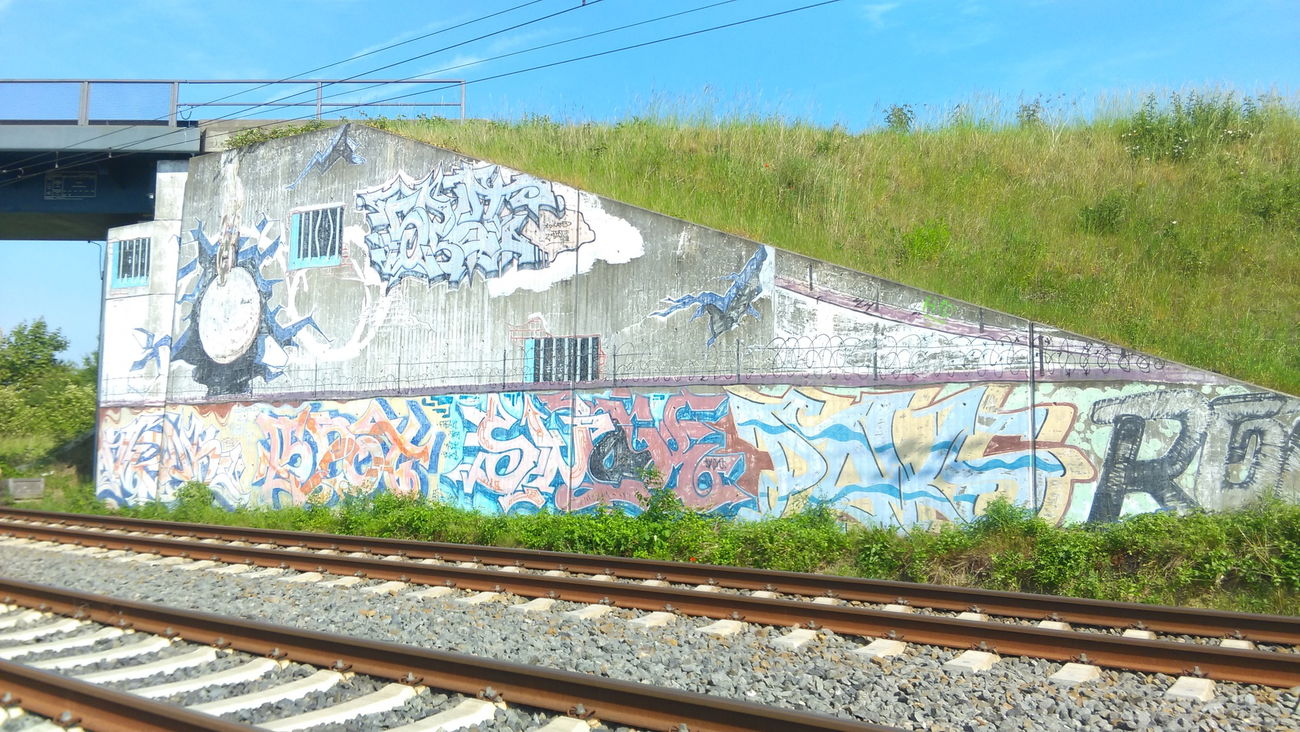 Graffiti Wall - Photo by Hallunken - Paks (1997)