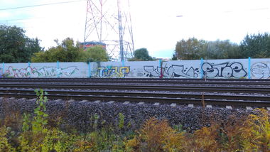 Graffiti Bombing - Photo by Hallunken - Cüro, EVG, Stoe
