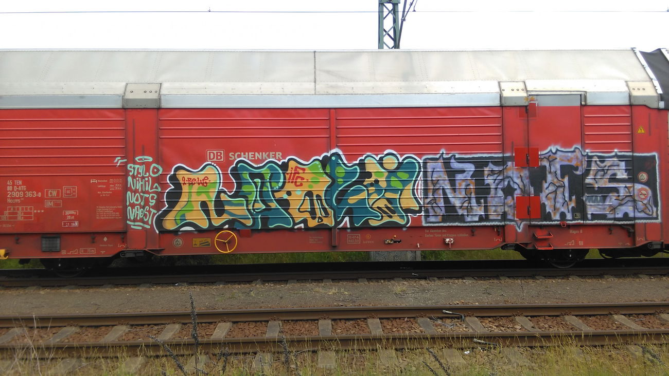 Graffiti Train - Photo by Hallunken - NAOST, nots