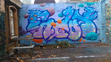 Graffiti Wall - Photo by Hallunken - Enjoy (2017)