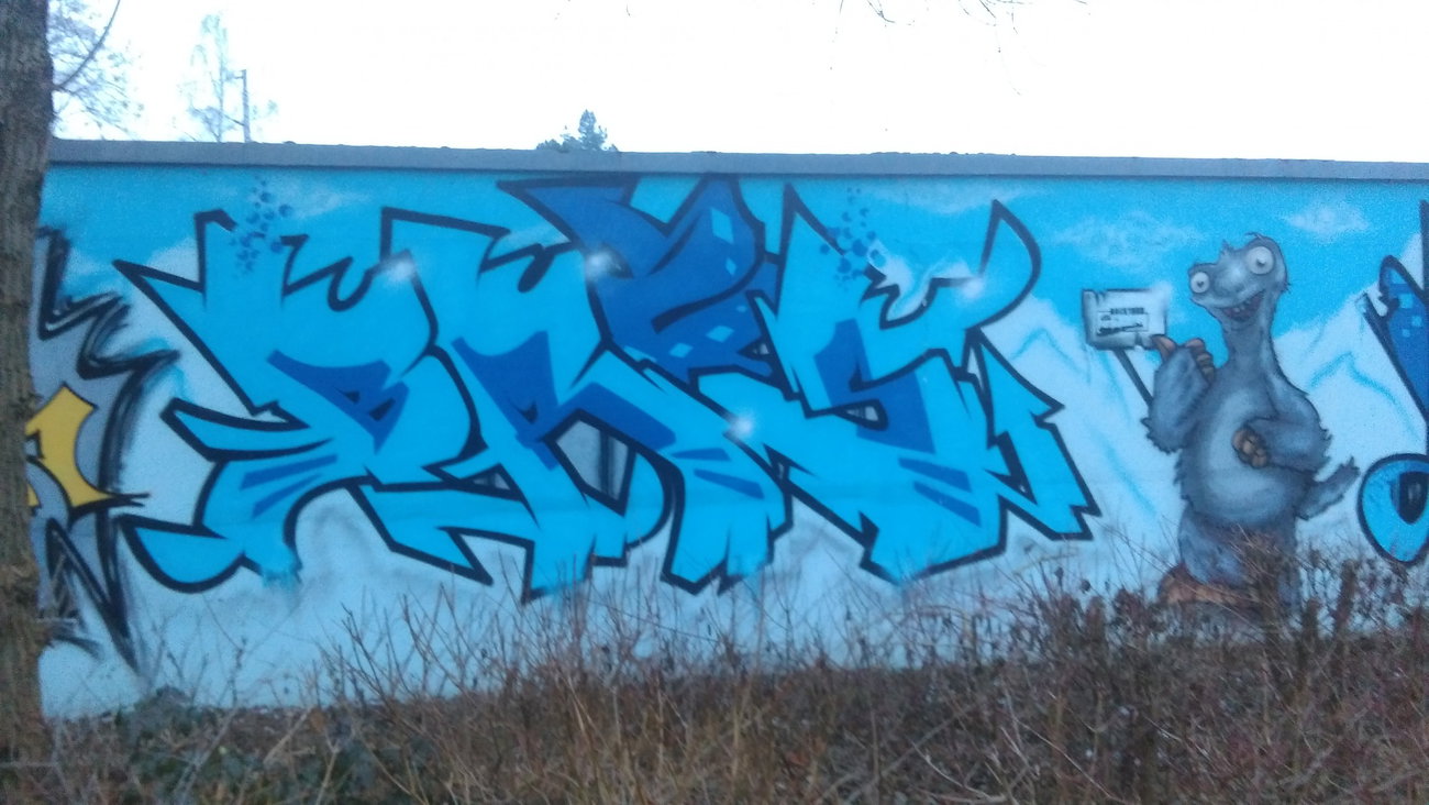 Graffiti Wall - Photo by Hallunken - BRUS