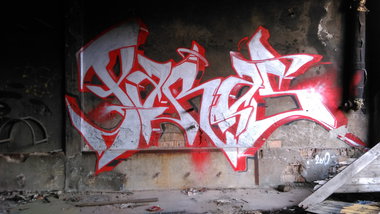 Graffiti Wall - Photo by Hallunken - Paras