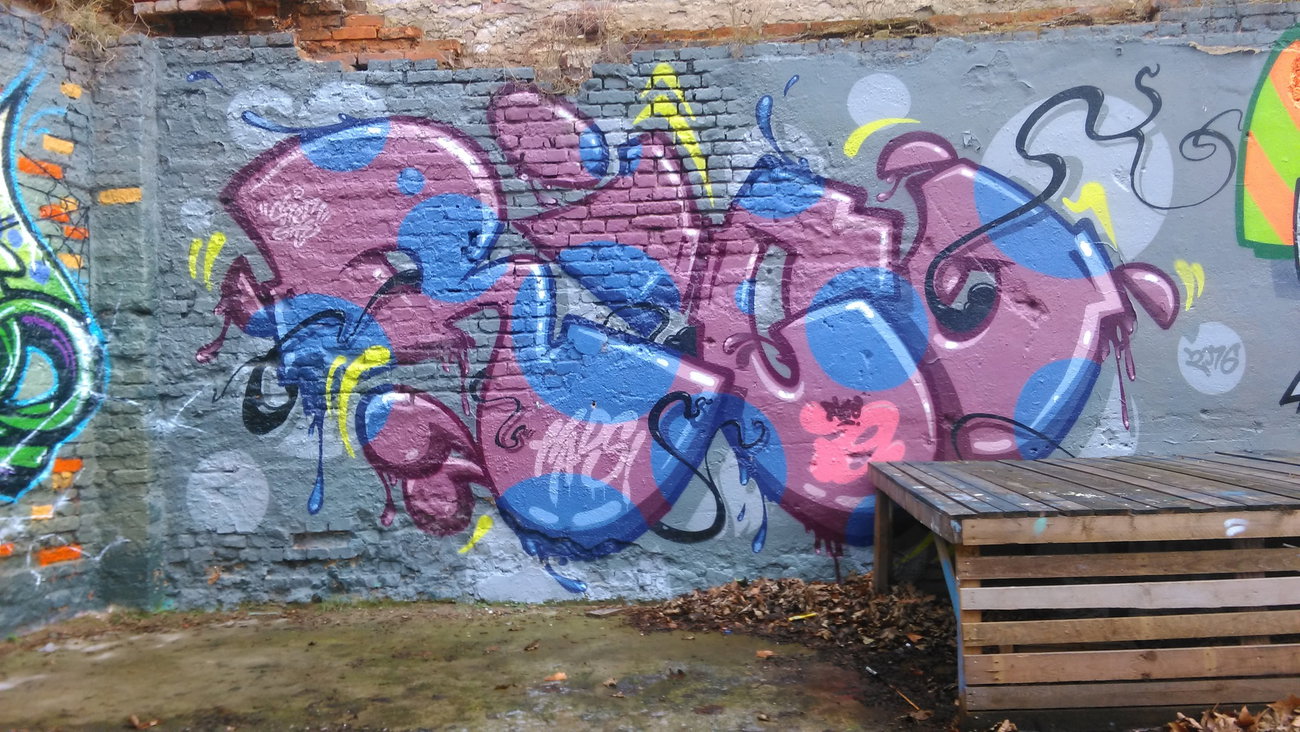 Graffiti Wall - Photo by Hallunken - Rico (2017)