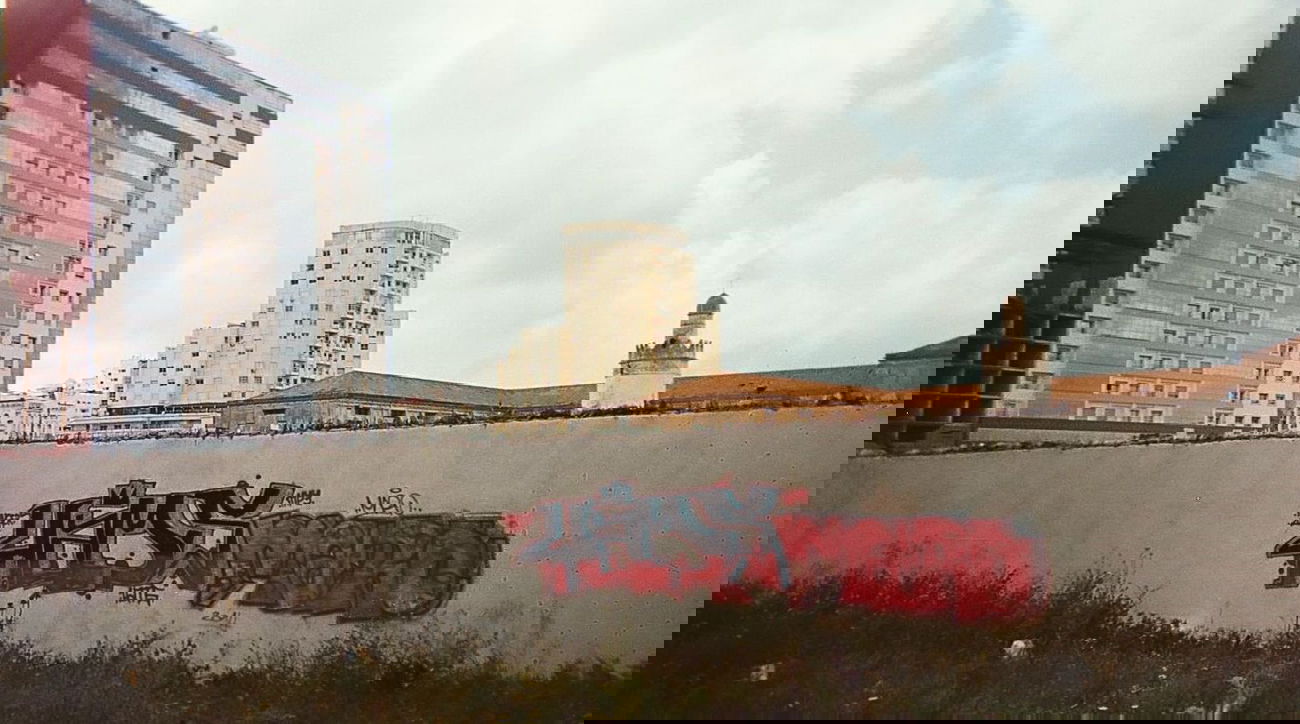 Graffiti Wall in Tangier - Photo by Hams (2014)