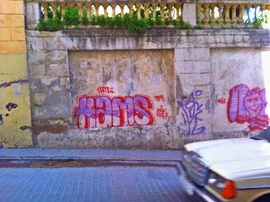 Graffiti Bombing in Tanger - Photo by Hams (2015)