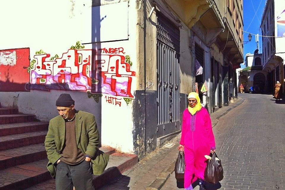 Graffiti Bombing in Tanger - Photo by Hams (2015)