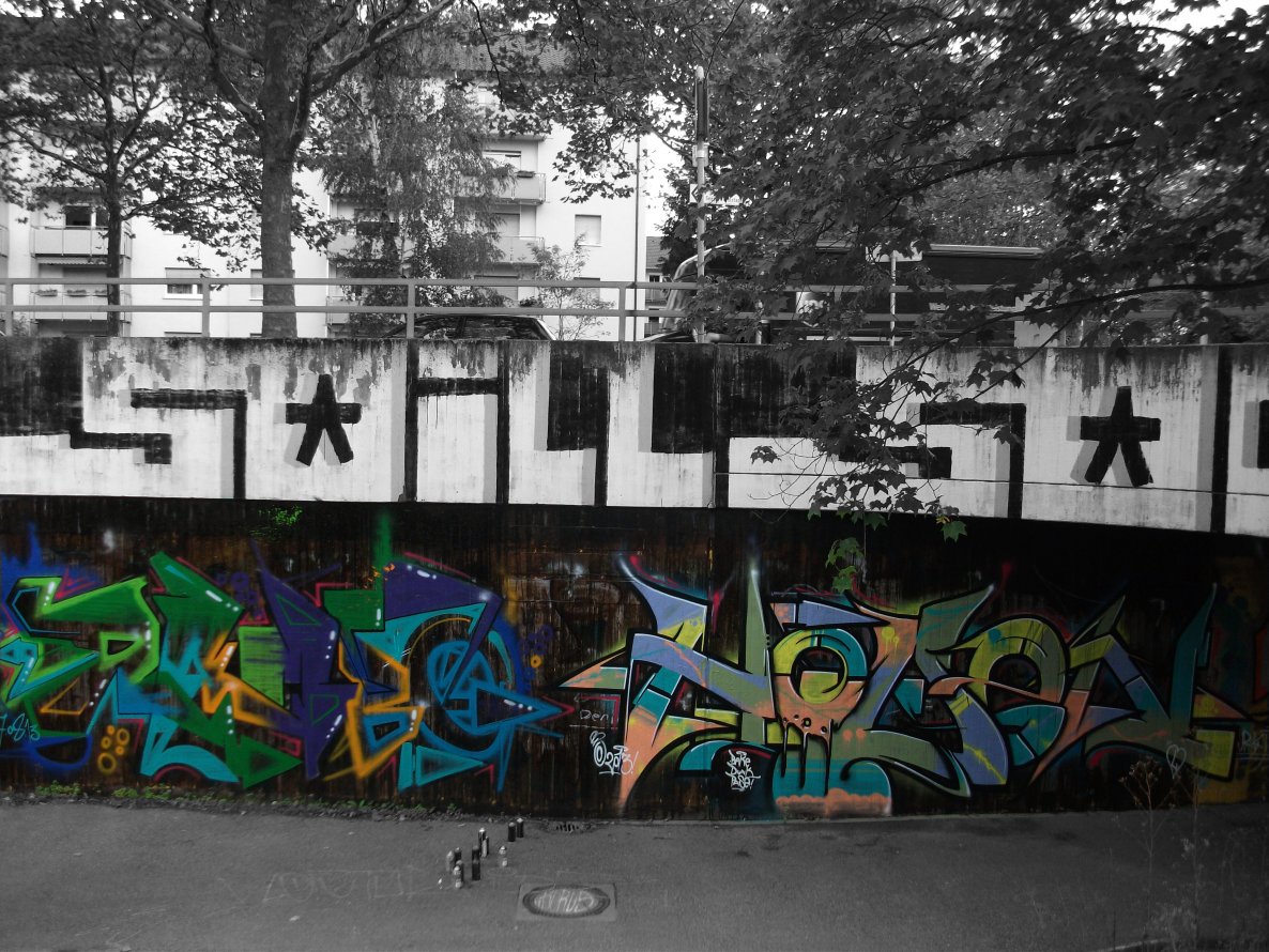 Graffiti Wall in Freiburg - Photo by Handkante - rambo, ramboe, hoden