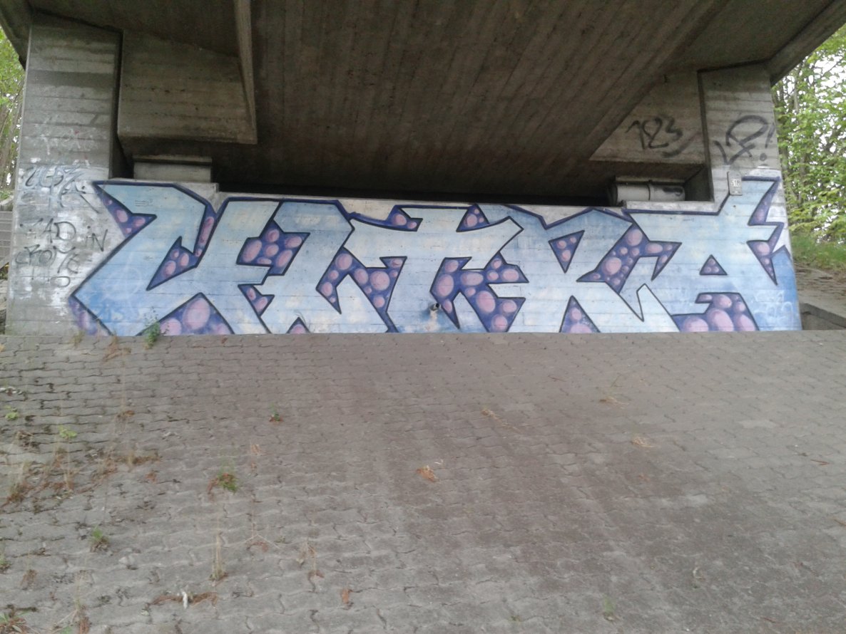 Graffiti Wall in Egelsbach - Photo by Handykamera - ultra, ULTRA, Ultra