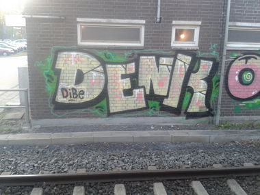 Graffiti Wall - Photo by Handykamera - denk, DENK