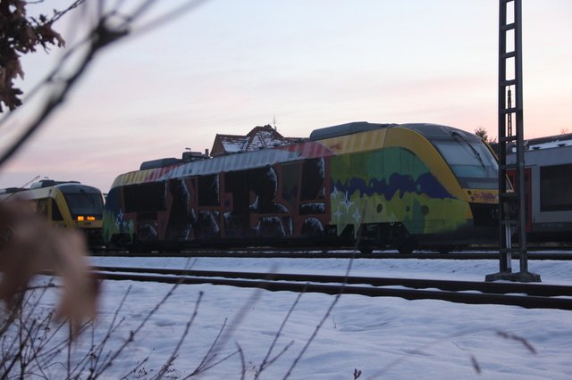 Graffiti Train - Photo by Hans2000 - twb