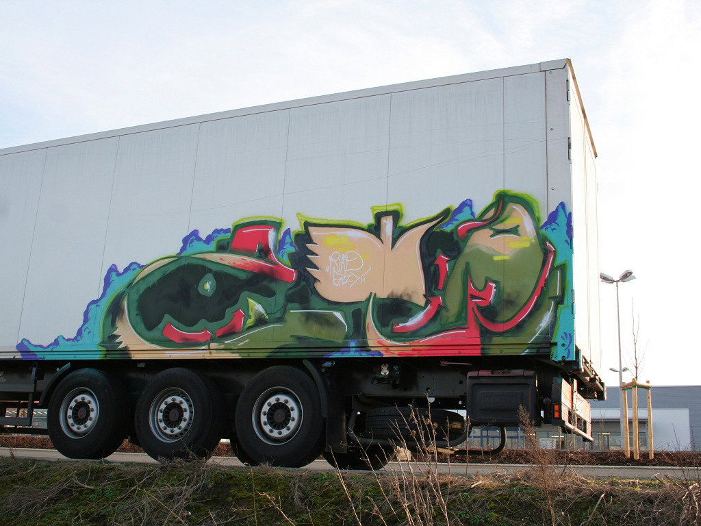 Graffiti Wall - Photo by HansFirlefanz - zitro, zitrone, kmc