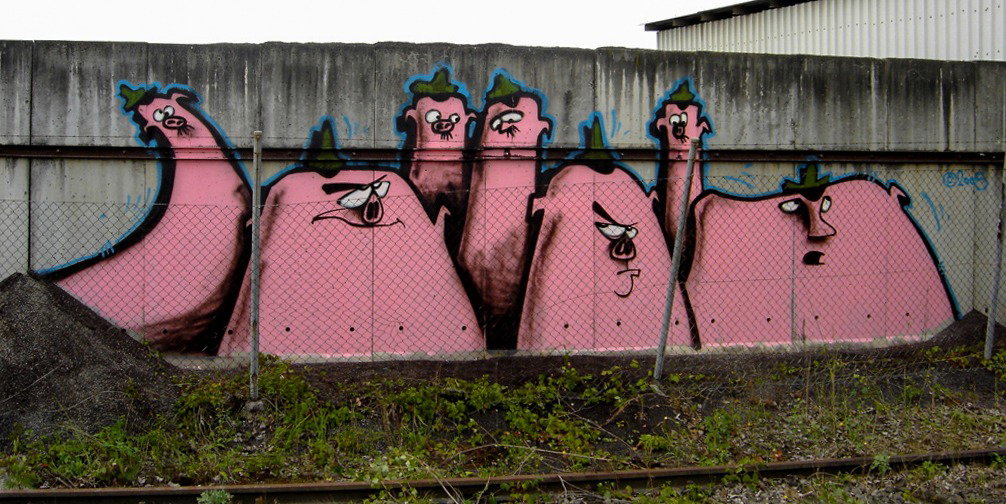 Graffiti Wall - Photo by HansFirlefanz - oink