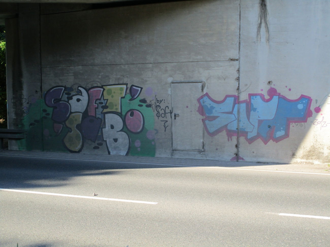 Graffiti Wall - Photo by HansGhetto