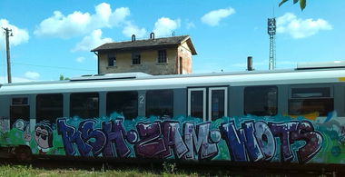 Graffiti Train - Photo by Haos1 - RSH*ZAM*WOTS (2014)