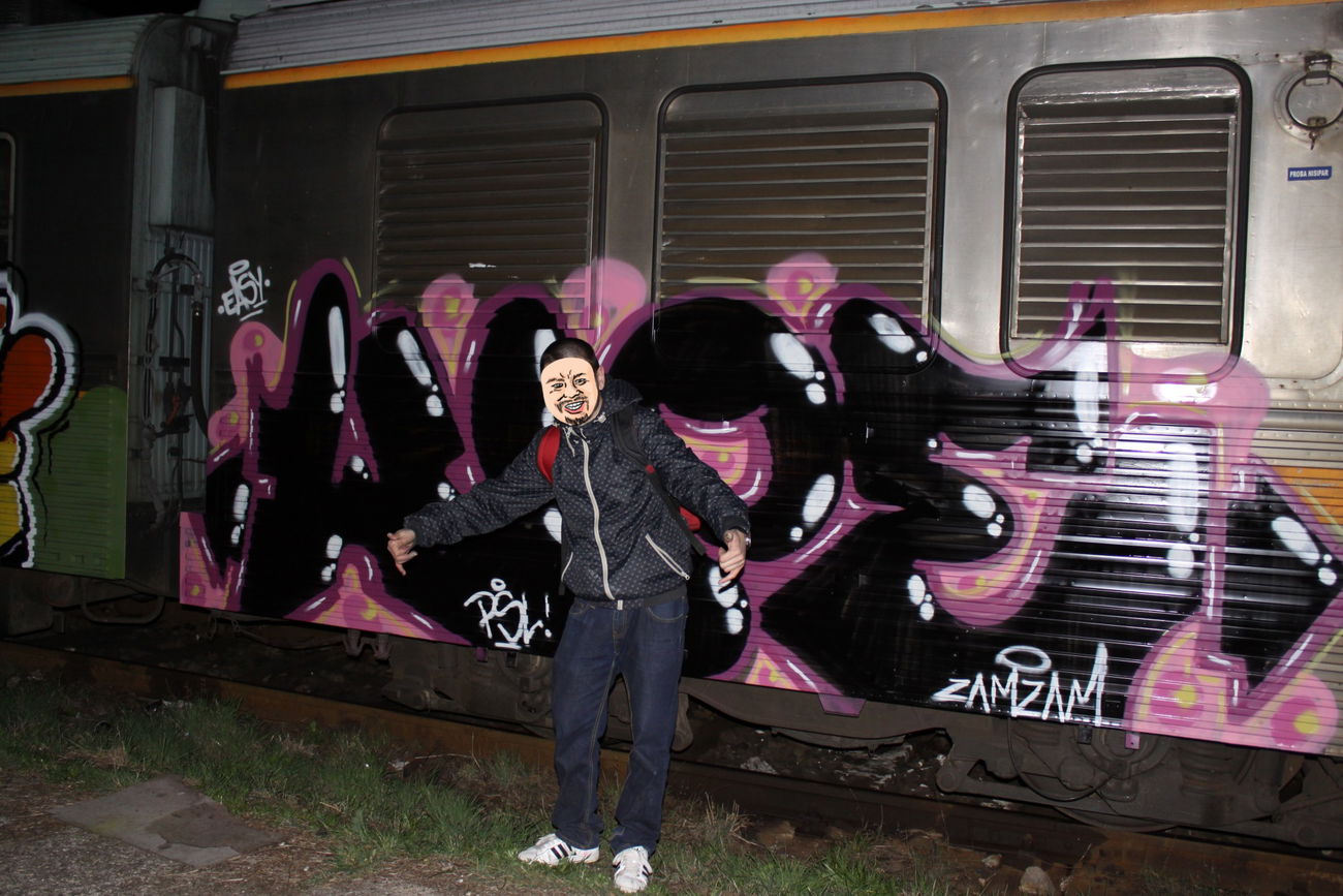 Graffiti Train in Brasov - Photo by Haos1 - wize, wize, wize