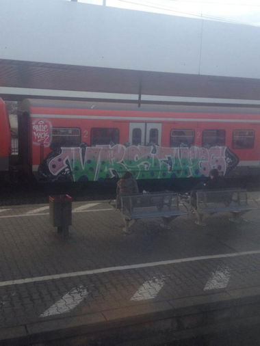 Graffiti Train - Photo by HarrySpottah (2014)