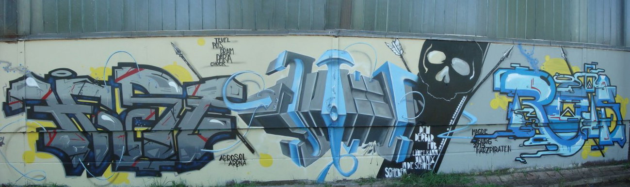 Graffiti Wall in Magdeburg - Photo by HarzPiraten - Huse, Decor, Rois (2013)