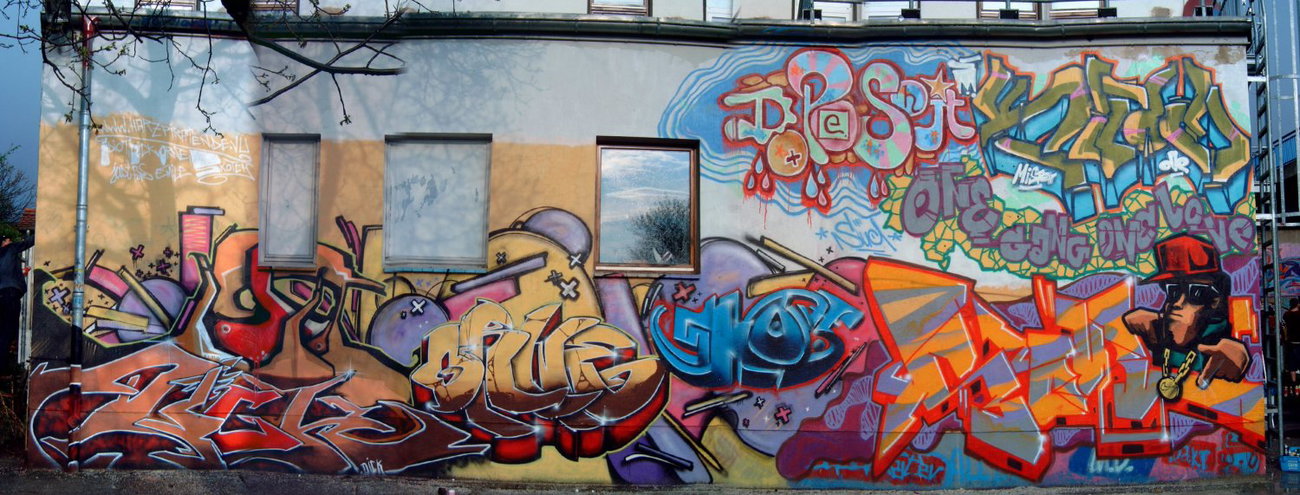 Graffiti Wall - Photo by HarzPiraten - Idiot, Heis, Dick (2006)