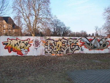 Graffiti Wall - Photo by HarzPiraten - Artos, Tbs, Rose (2011)