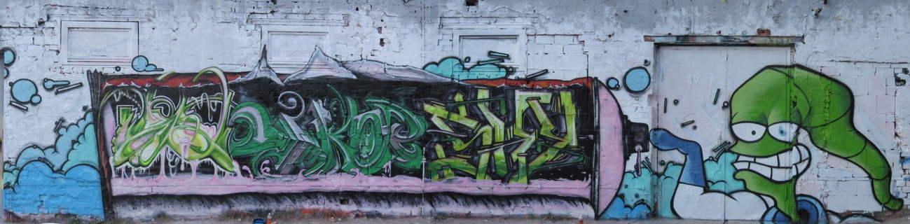 Graffiti Wall in Leipzig - Photo by HarzPiraten - Farb, Dekor, Shy (2009)