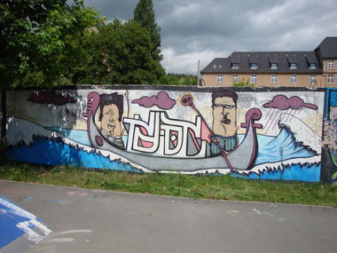 Graffiti Wall in Quedlinburg - Photo by HarzPiraten - Idiot, Heis (2009)