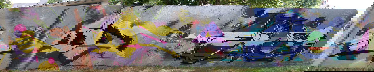 Graffiti Wall in Quedlinburg - Photo by HarzPiraten - Rozer, Heis, Ezor (2013)