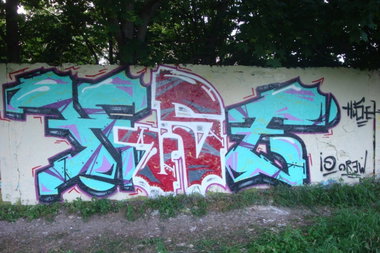 Graffiti Wall in Berlin - Photo by HarzPiraten - Huse (2013)