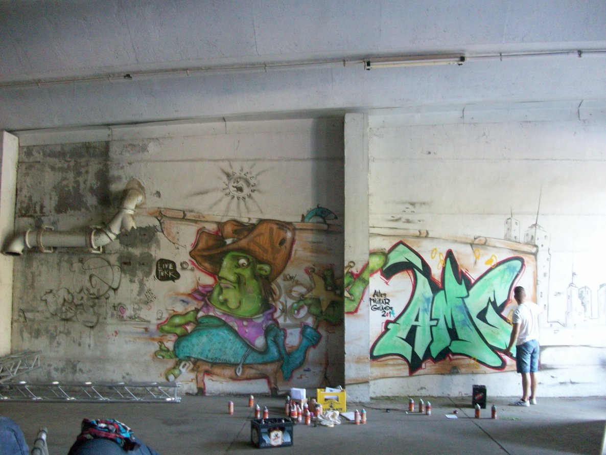 Graffiti Wall - Photo by HarzPiraten - Eros, Muas, AMG (2014)