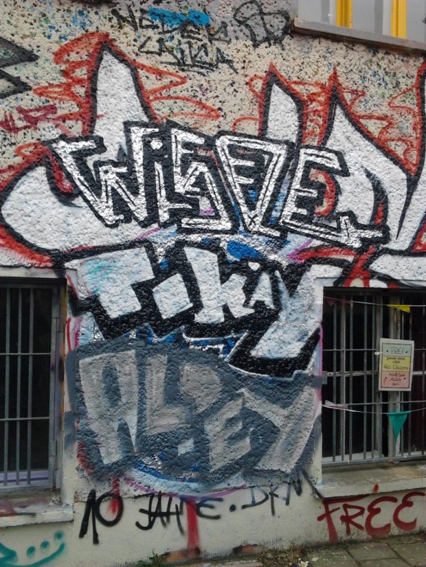 Graffiti Wall - Photo by Hauswart1120 - WISOE, TWOKAY, ALPEY (2015)