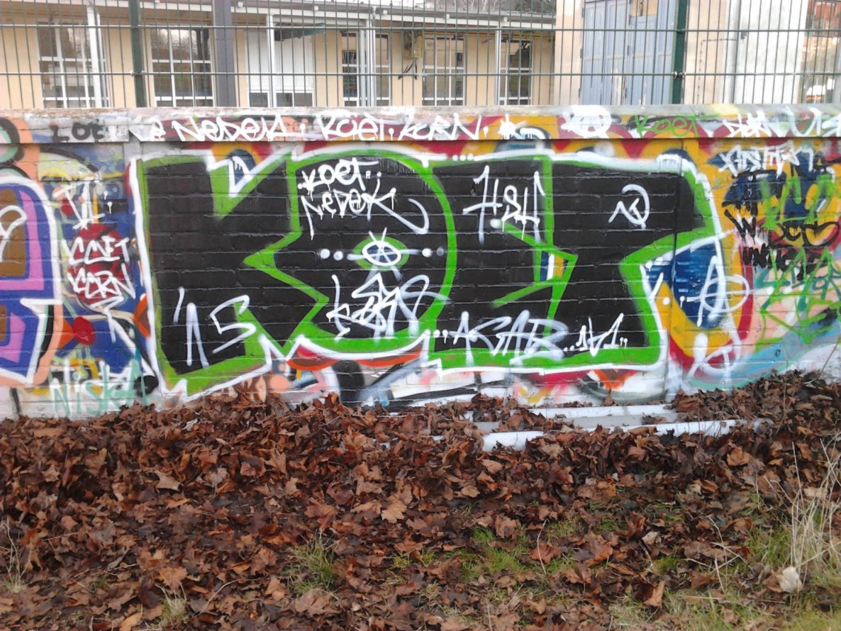 Graffiti Bombing - Photo by Hauswart1120 - KOET (2015)