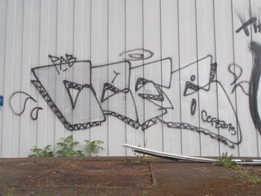 Graffiti Bombing in Berlin - Photo by Hauswart1120 - CEFB, PAB (2013)