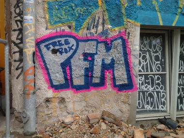 Graffiti Bombing in Berlin - Photo by Hauswart1120 - PFM, NEDEK, FREE (2015)