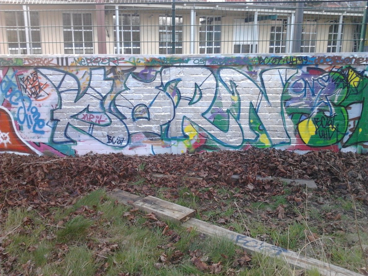 Graffiti Bombing - Photo by Hauswart1120 - KORN (2015)