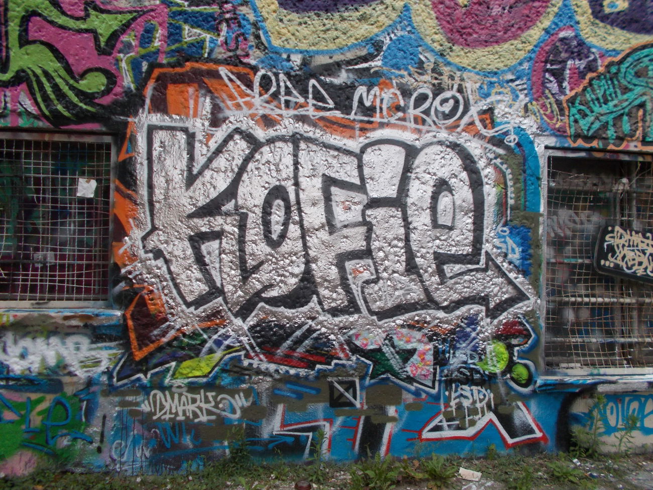 Graffiti Wall in Berlin - Photo by Hauswart1120 - KOFIE, KOPHEY, VLR (2015)