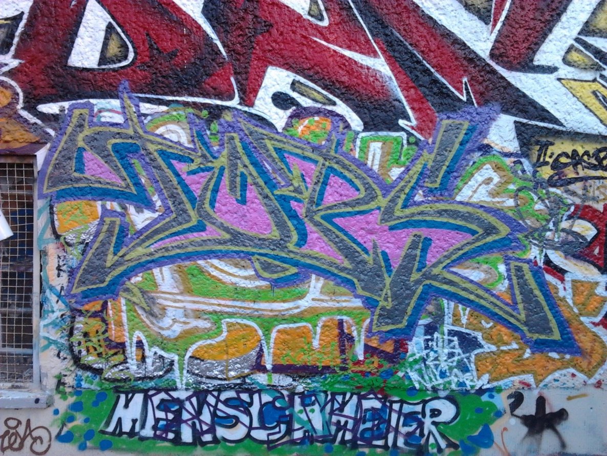 Graffiti Wall - Photo by Hauswart1120 - TOPS, ART (2015)