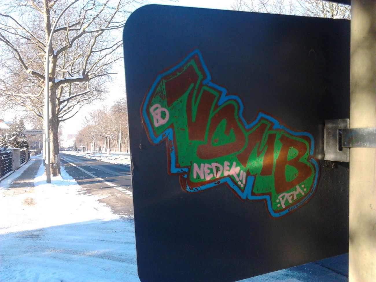 Graffiti Wall in Berlin - Photo by Hauswart1120 - NOMB, PFM, NEDEK (2015)