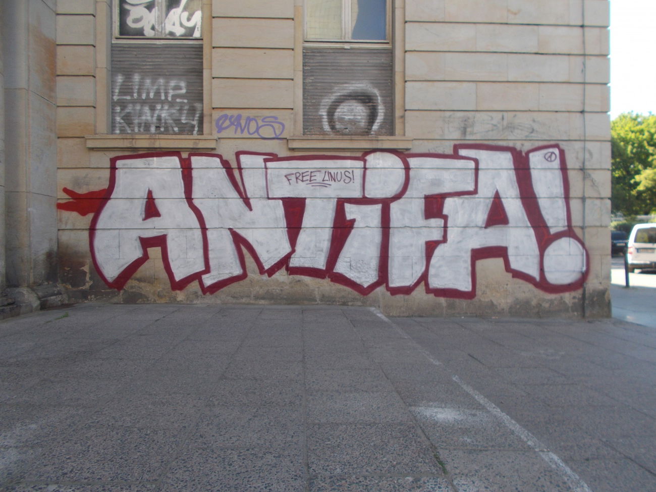 Graffiti Bombing in Berlin - Photo by Hauswart1120 - ANTIFA, AFA, 161 (2015)