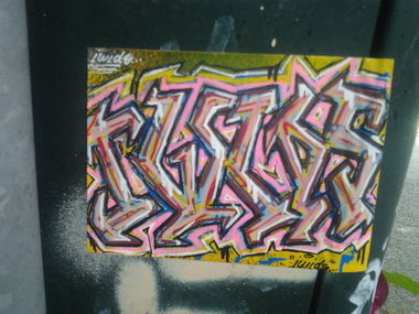 Graffiti Street Art in Berlin - Photo by Hauswart1120 - IWIDS (2015)