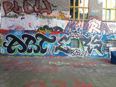 Graffiti Wall in Berlin - Photo by Hauswart1120 - ART, ERS (2014)