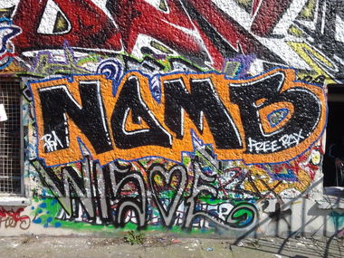 Graffiti Bombing - Photo by Hauswart1120 - NOMB, NEDEK, PFM (2015)