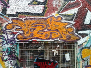 Graffiti Wall in Berlin - Photo by Hauswart1120 - VLR, WISOE (2015)