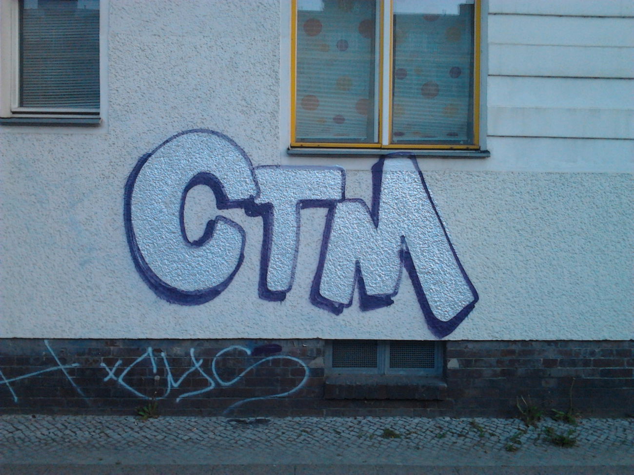 Graffiti Bombing in Berlin - Photo by Hauswart1120 - CTM (2015)