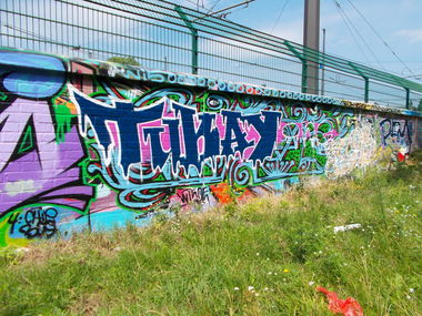 Graffiti Wall in Berlin - Photo by Hauswart1120 - TUKAY, 2K, TWOKAY (2015)