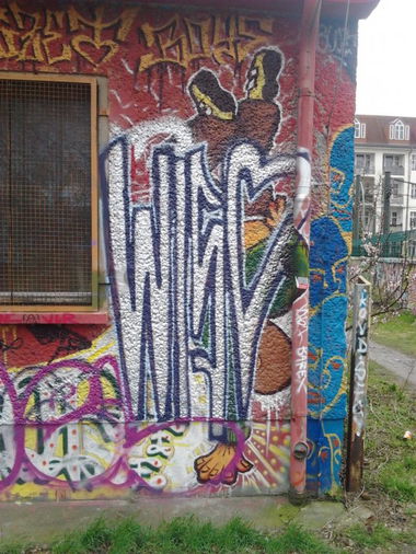 Graffiti Bombing - Photo by Hauswart1120 - WISOE (2015)